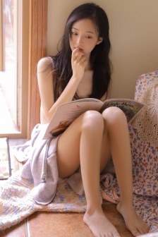 景甜张继科床上亲密依偎
